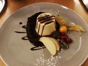 panna cotta at Gelbes Krokodil in Linz