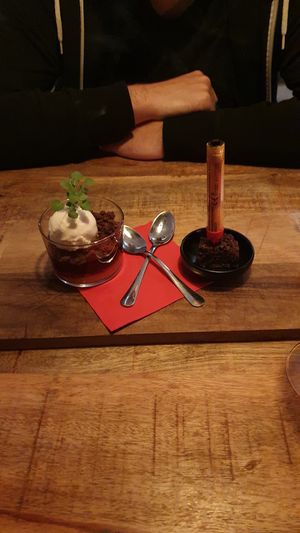 Lemon curd and a little birthday brownie at Vegan Pizza Bar in The Hague