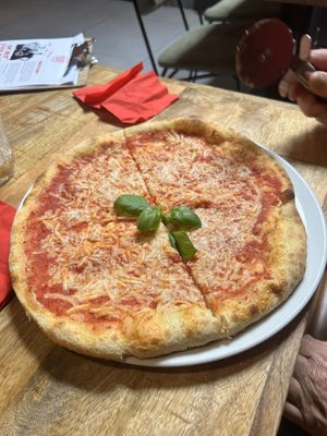 Margarita pizza  at Vegan Pizza Bar in The Hague