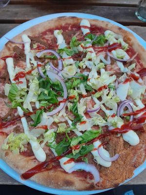 Shoarma pizza at Vegan Pizza Bar in The Hague