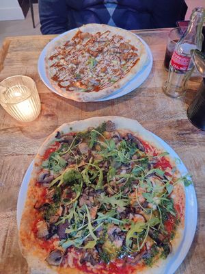 Fungki & K-pizza at Vegan Pizza Bar in The Hague