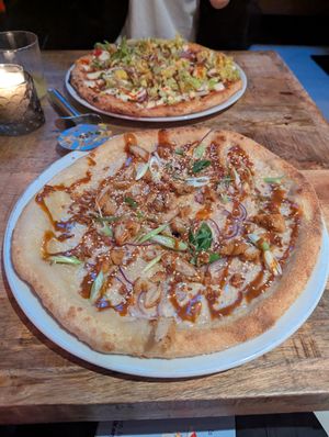 Korean-style Pizza and Schoarma Shebang (nom nom :3) at Vegan Pizza Bar in The Hague