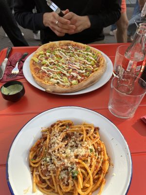 Shwarma Pizza & Bolognese  at Vegan Pizza Bar in The Hague