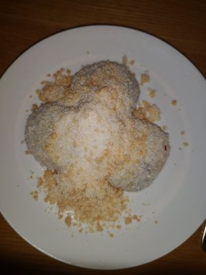 Reisbällchen mit süßer Bohnencreme Füllung at Azuma in Linz