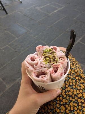 Strawberry and pistachio vegan ice cream at IceRoll in Rhodes