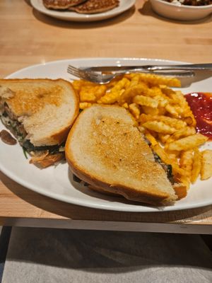 Mushroom melt at WHOLEY GRANOLY in Bolingbrook