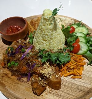 Tumpeng set at Green Earth in Dubai