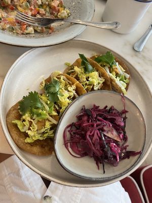 Tacccosss 😍 was also nice if you Like Tacos with mushroom and Lime koreander Taste a nice combination of Spices fresh Taste   at SHOSH in Lisbon