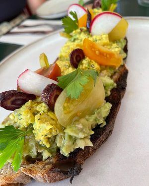 Egg avocado toast at SHOSH in Lisbon