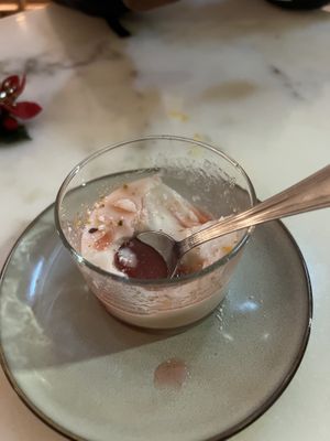 This amazing rose water dessert PLS GET IT 11000/10  at SHOSH in Lisbon