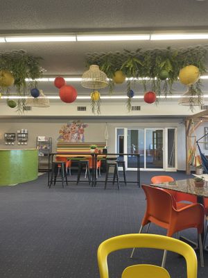 Lots of seating   at SQeZ Juice in Osage Beach