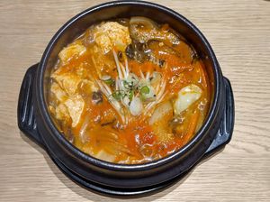 soft tofu hot pot at Minari in Southport