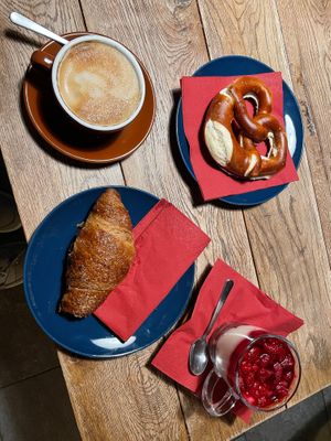 Vegan breakfast at Coffee & Panini in Ulm