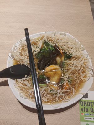 Hokkien Mee at VeganBliss 蔬福 in Central Singapore