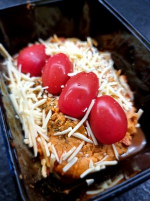 Lasagne tomato sauce at Plan B 24/7 in Zedelgem