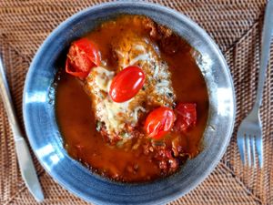 Lasagne tomato sauce at Plan B 24/7 in Zedelgem