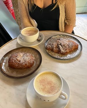   at Zoi Café in Lyon