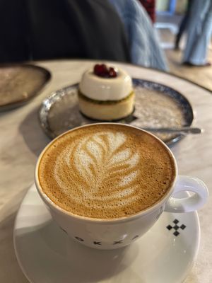 Flat white with Oat milk at Zoi Café in Lyon