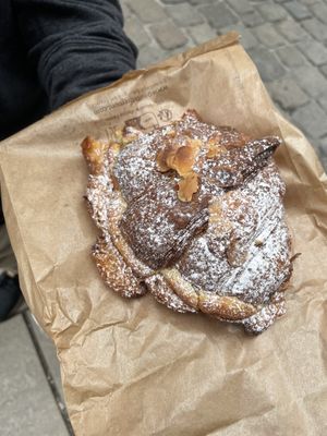   at Zoi Café in Lyon