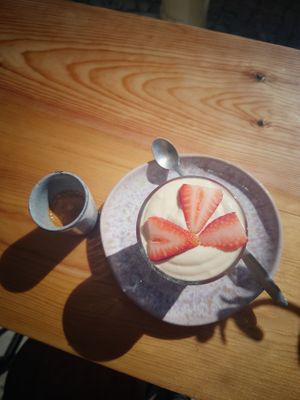 Vegan cheese cake at thestudio.coffee in Praia Da Luz