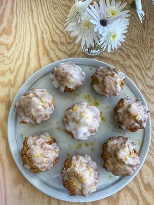 Lemon muffin at thestudio.coffee in Praia Da Luz