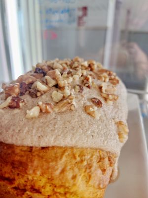 Carrot cake at thestudio.coffee in Praia Da Luz