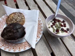 Overnight oats, chocolate muffin and cinnamon roll  at Encanto - Art Cafe in Helsinki