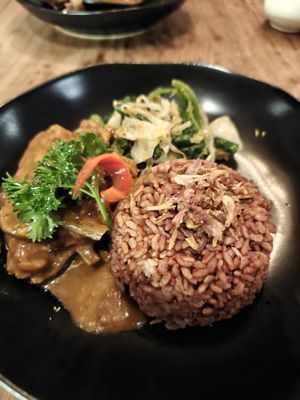 Tempeh rendang at Lilla Warung in Denpasar