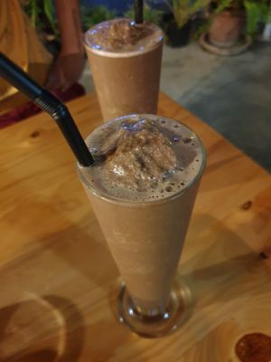Chocolate peanut smoothie at Vegan Meals in Chiang Mai