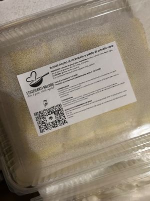 almond cheese and kale ‘ravioli'  at Stuzzicanti Melodie di Garavatti Alessandro in Milan