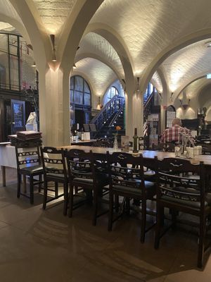 Cellar restaurant   at Bremer Ratskeller in Bremen