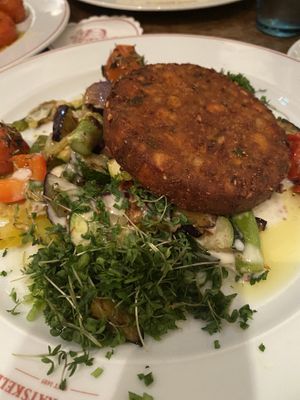 Vegan sweet potato pancake and vegetables  at Bremer Ratskeller in Bremen