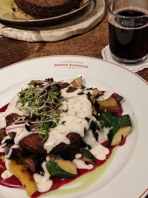 Heerlijke zoete aardappel met groente at Bremer Ratskeller in Bremen