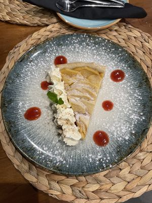 apple cake   at 11:11 Bistro Bar Healthy Food in Gran Canaria