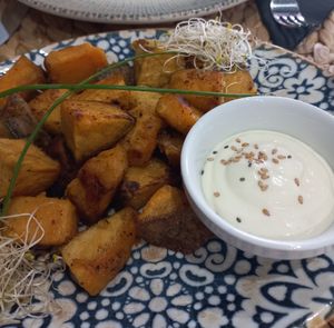 Entrante: batata y alioli suave at 11:11 Bistro Bar Healthy Food in Gran Canaria