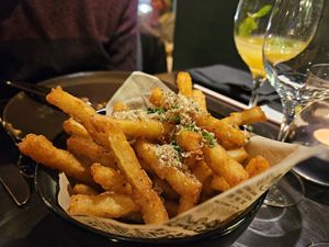 Hashbrown fries with truffle at Gärtnerei  in Essen