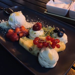 Pina Colada dessert   at Gärtnerei  in Essen