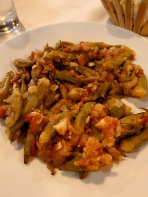 Very well seasoned okra at Plazhi I Ri Caci in Sarande