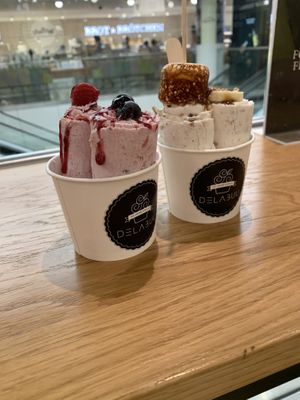 Berry and marshmallow flavour  at Delabuu Ice Cream - KaDeWe - Maybe closed in Berlin