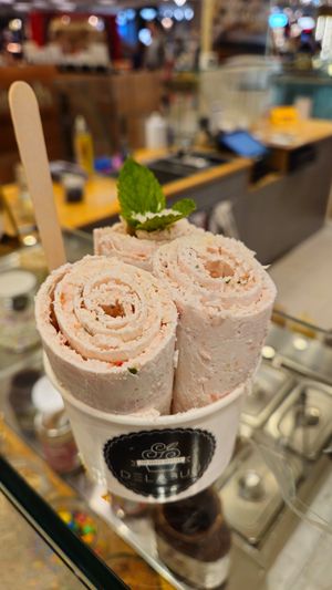  at Delabuu Ice Cream - KaDeWe - Maybe closed in Berlin