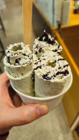  at Delabuu Ice Cream - KaDeWe - Maybe closed in Berlin