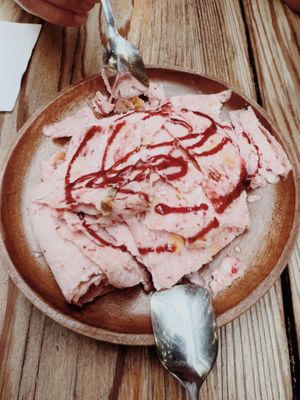 Rolled homemade ice creamm  at Refresh Vegan Kitchen in Kas