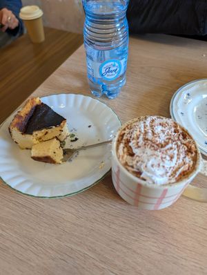 Cheesecake and hot chocolate at Crush in Krakow
