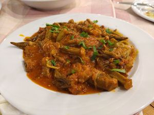 Okra at Salz & Pfeffer in Vartholomio