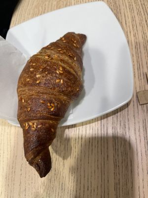 Croissant veg al melograno  at I Gelati Di Gaia in Padua