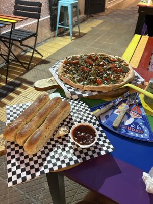 Killer pizzaa  at PIZZABELLA in Santiago