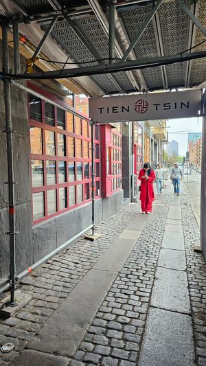  at Tien-Tsin in Gothenburg