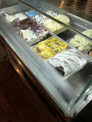   at Kayak Gelato & Frozen Yogurt in Sarande