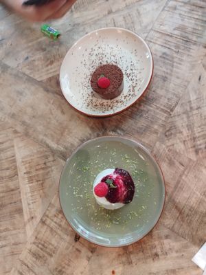 Panna Cotta and chocolate cheesecake at Velada in Barcelona