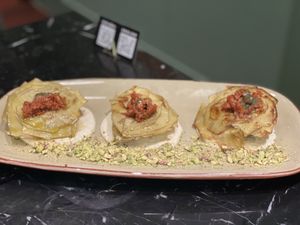 Flores de alcachofa  at Velada in Barcelona